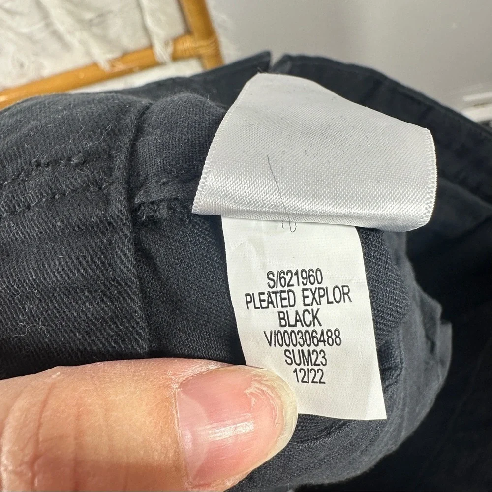 NWT Men’s Banana Republic Pleated Explorer Pant Black sz 33x34